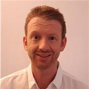 Profesor de arte y inglés. Soy irlandés y ofrece clases de dibujo, conversación, y creatividad